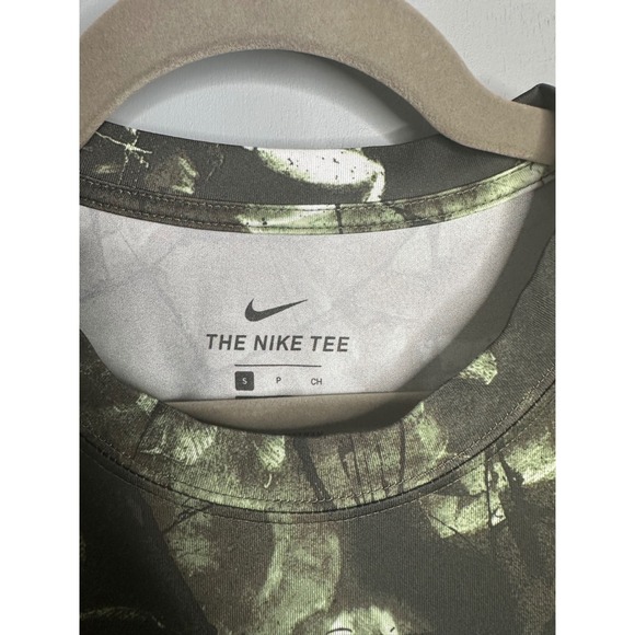 Nike The Nike‎ Tee Floral Print Training T-Shirt Men's Small Green - Picture 2 of 8